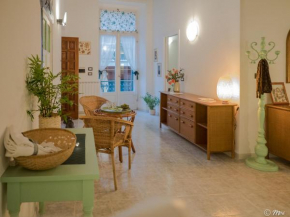 Picabon Apartment with AC and Balcony Monterosso Al Mare